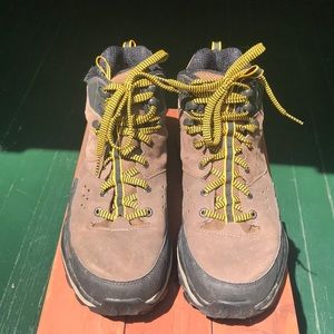 Hoka One One Tor Summit men’s hiking boots
